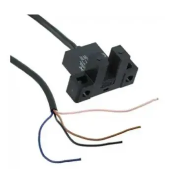 OMRON slot-type photoelectric switch, EE-SX671P-WR 1M