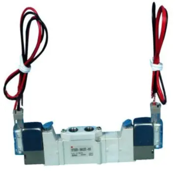SMC 5-way solenoid valve, SY5220-5MOU-01F-Q, single unit, direct piping.