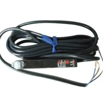 OMRON mirror-reflective photoelectric sensor, E3S-R67