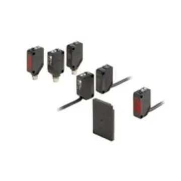 OMRON mirror-reflective photoelectric switch, E3ZG-R86-S