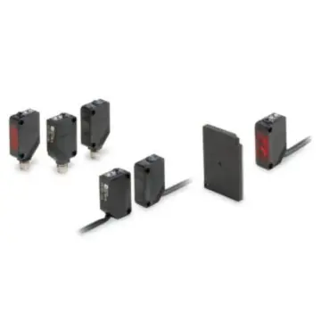 OMRON diffused reflective photoelectric switch, E3Z-D61 2M BY OMC