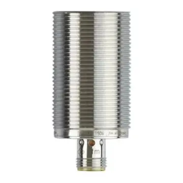 IFM inductive proximity switch, IIS282