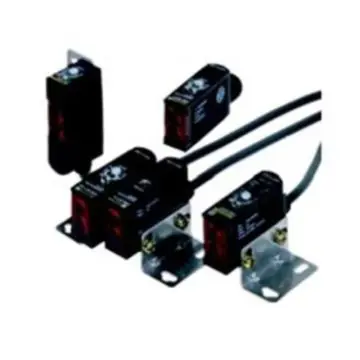 OMRON photoelectric sensor, E3S-AD67