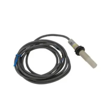 OMRON proximity switch, E2K-X8ME1 2M