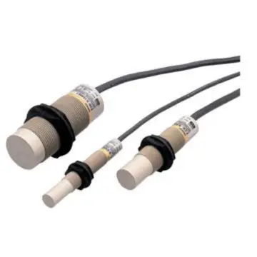 OMRON Two-Wire Proximity Switch, 24VDC NO E2K-X4ME1