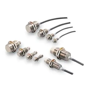 OMRON proximity switch, E2EM-X2C1 2M BY OMS