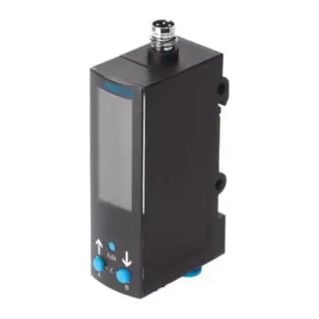 Festo pressure sensor, SDE3-V1D-B-HQ4-2P-M8, 540196 SDE3 series