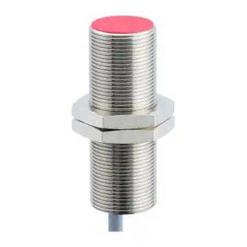 BAUMER inductive proximity switch, IGYX 18N17B3/L