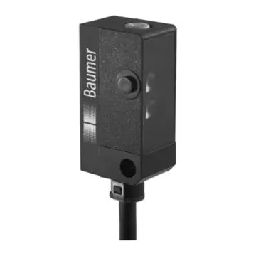 BAUMER background-suppressed diffuse reflection sensor, FHDK 10P5101