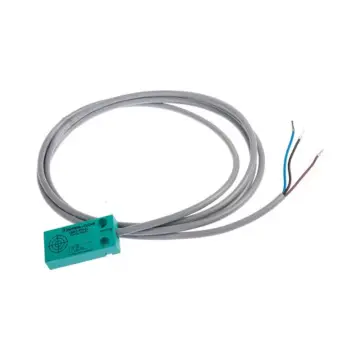 Pepperl+Fuchs NBB5-F33-E2 Photoelectric Sensor