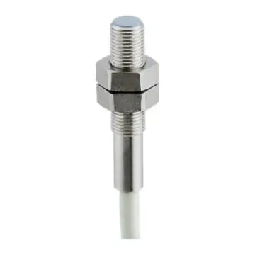 BAUMER inductive proximity switch, IFRM 05P15A1/L