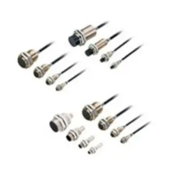 OMRON Inductive Proximity Switch, E2E-X5B1D18 2M