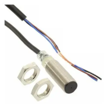 OMRON inductive proximity switch, E2B-M12LS04-M1-C1
