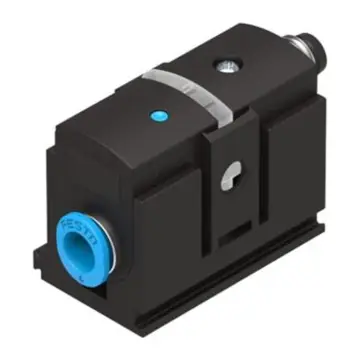 Festo pressure sensor, SDE5-D10-O-Q6-N-M8, 567473, SDE5 series