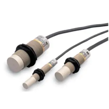 OMRON proximity switch, E2K-X8MF1 2M