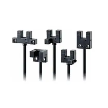 OMRON slot-type photoelectric sensor, EE-SX951P-W 1M