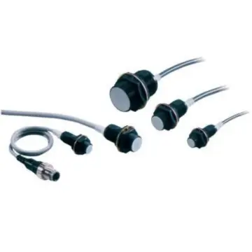 OMRON proximity switch, E2EQ-X3D1-M1GJ 0.5M
