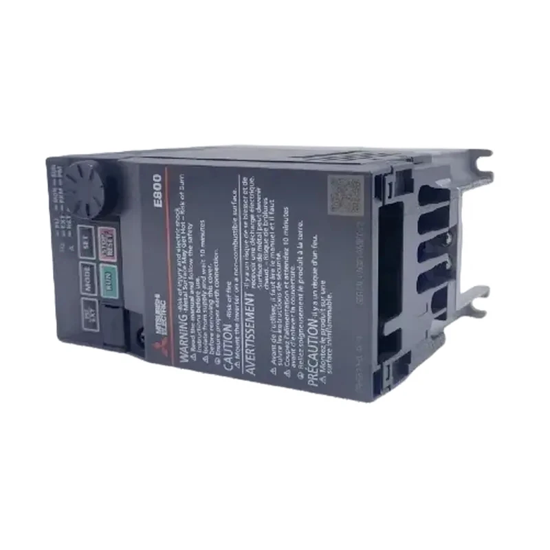FR-E820-0175-4-60 Mitsubishi inverter, three-phase 220V universal type, 3.7KW, made in Japan.