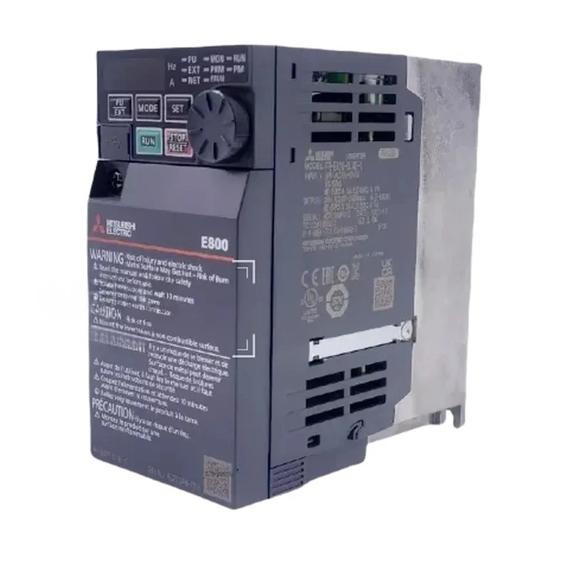 FR-E820S-0.4K-1 Mitsubishi inverter, single-phase 220V universal type, made in Japan.