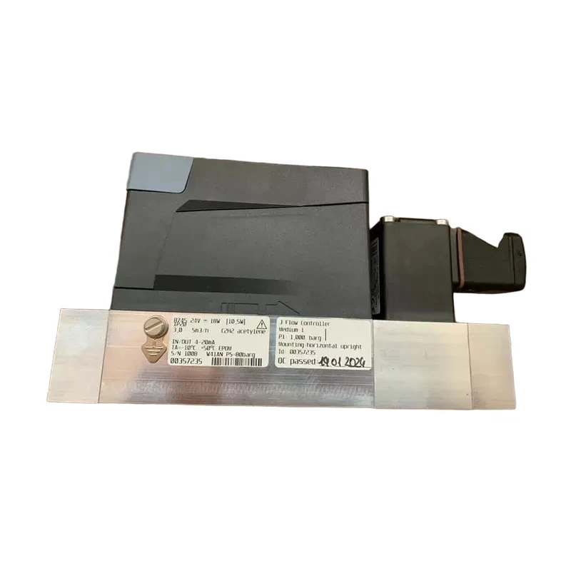 ../../images-webp/LH-BURKERT-0211-3.webp