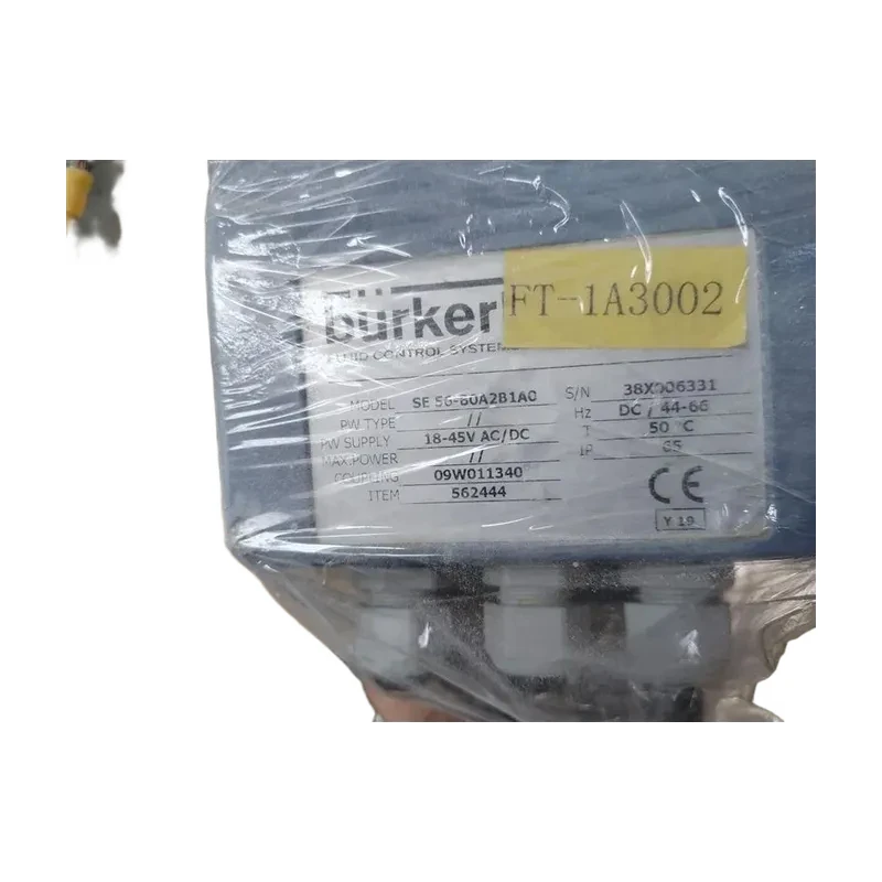 Burkert 8056 flow meter, SE56 transmitter, S056 sensor